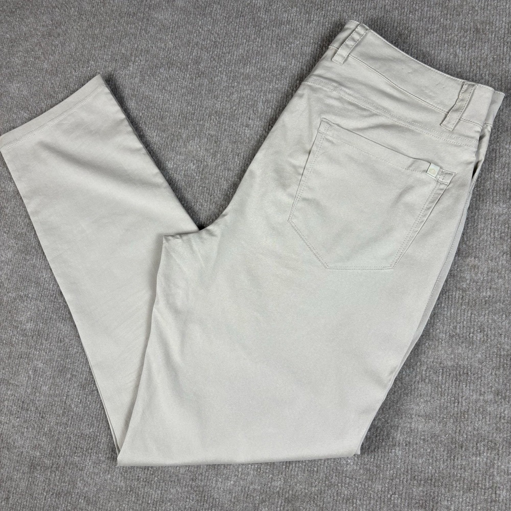 Tasc Performance Pants Mens 32x30 Straight Khaki Bamboo Stretch Casual Golf